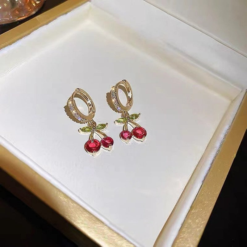 Cherry Ear Clip Design High-grade Sweet Beautiful Earrings