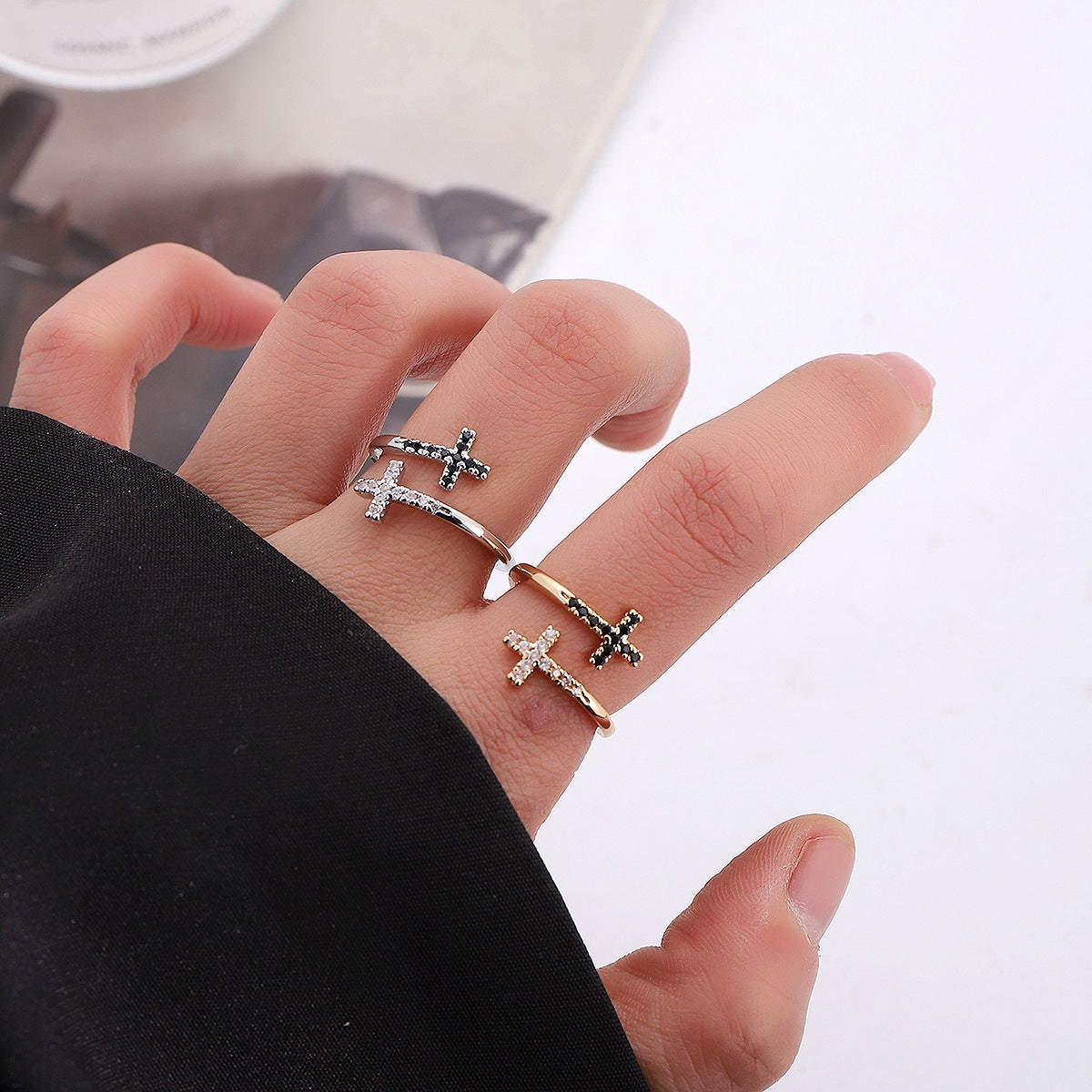 Women's Rhinestone Zircon Open Copper Niche Design Fashion Ring