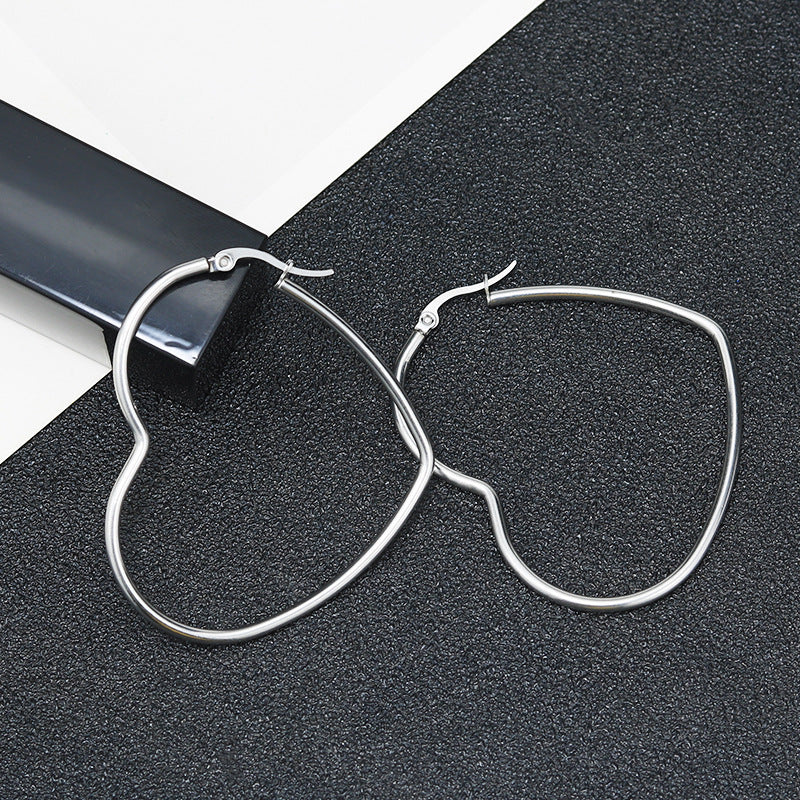High Profile Fashion Titanium Steel Heart-shaped Earrings