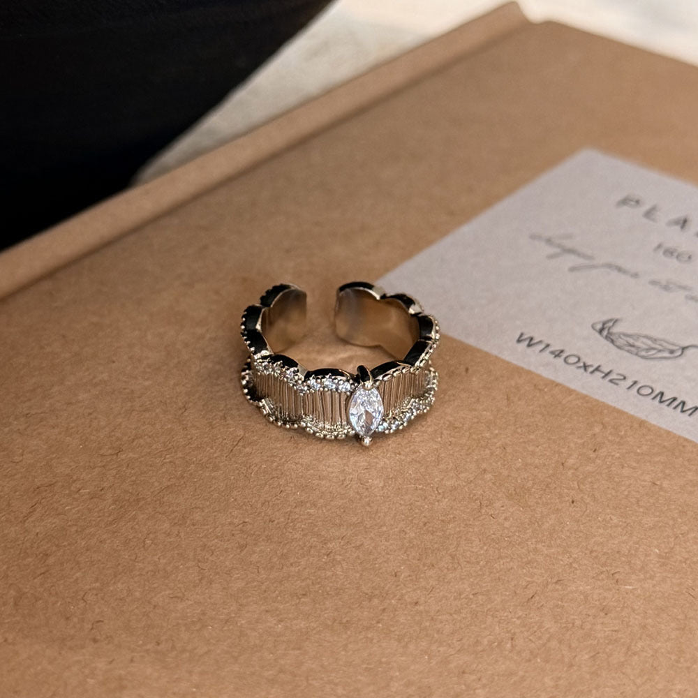 Women's Zircon Inlaid Niche High-grade Coffee Gold Light Luxury Exquisite Index Ring