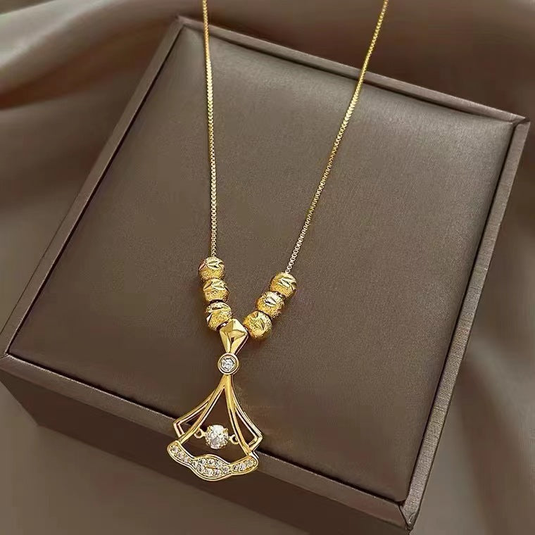 Smart Ginkgo Leaf Female Light Luxury Minority Design High Sense Necklaces