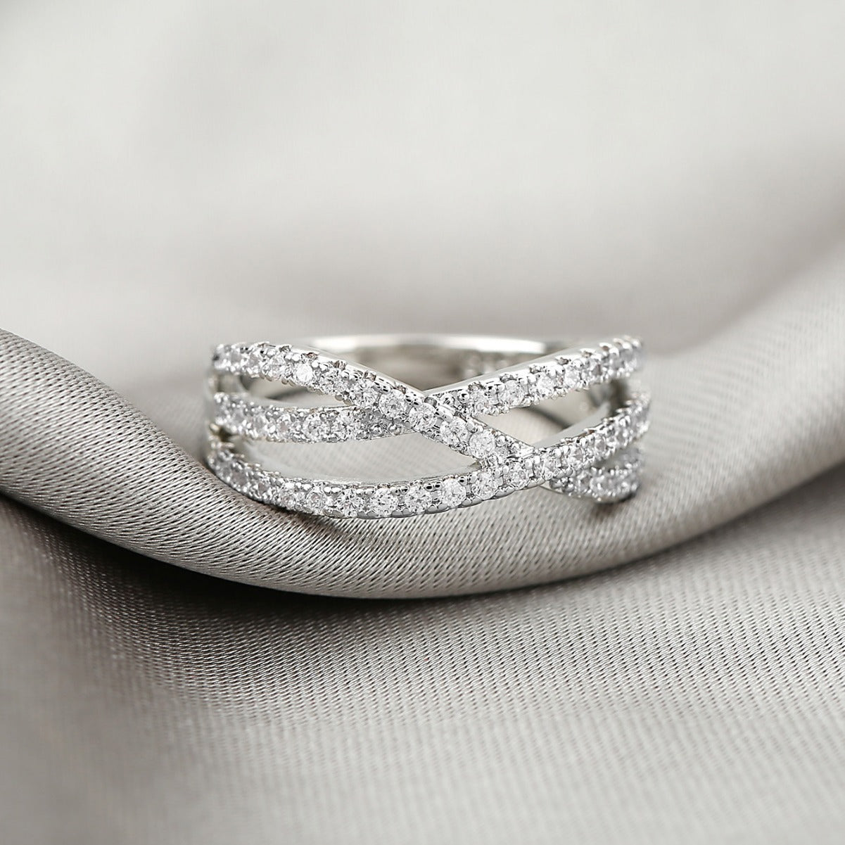 Crisscross Spiral Advanced Sense Temperament Design Ring