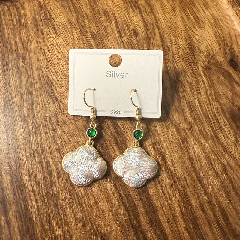 Women's Style Song Dynasty Brocade Handmade Chinese Ear Hook