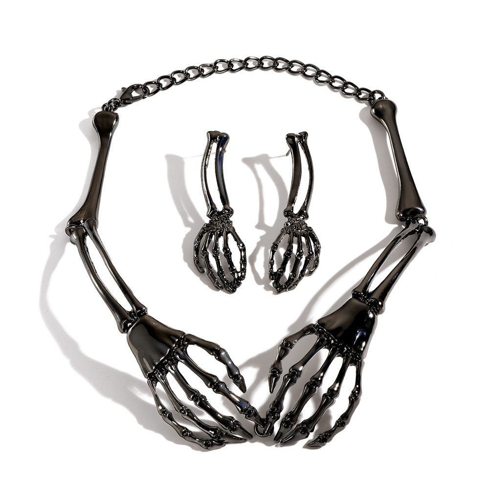 Fashion Simple Metal Skull Claw Halloween Necklaces