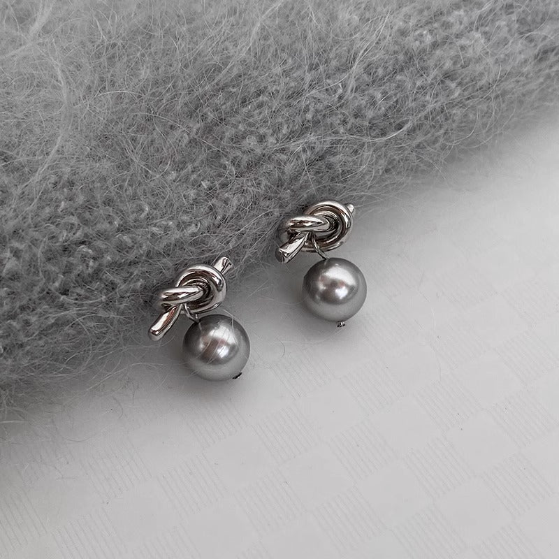 Women's Knotted Metal Pearl For Niche Design Earrings