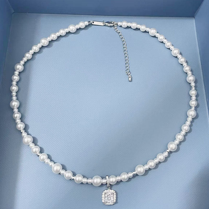 Where Simple Bubble Cube Sugar Beads Female Light Luxury High-grade Necklaces