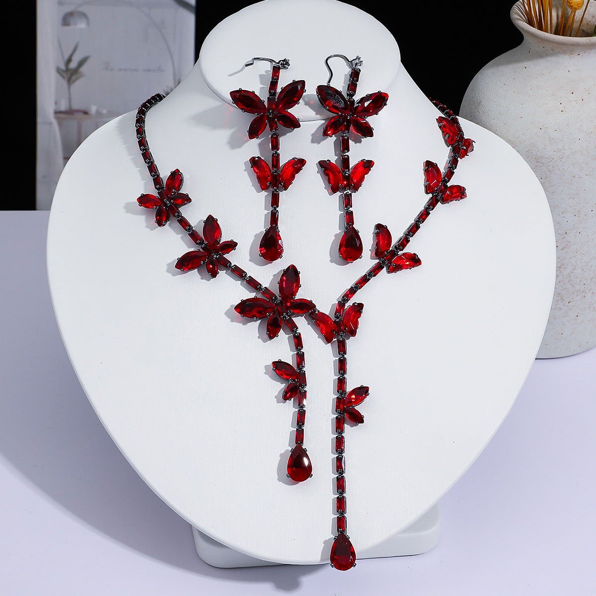 Full Diamond Drop-shaped Temperament The Dinner Party Jewelry Set