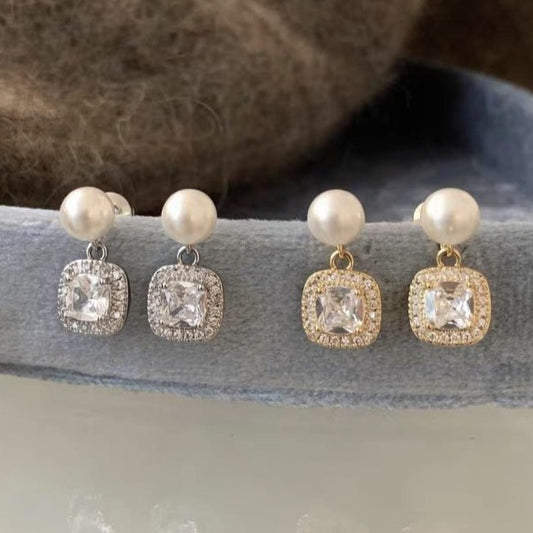 Women's Pearl Zircon Simple Exquisite Refined Grace Light Luxury Stud Earrings