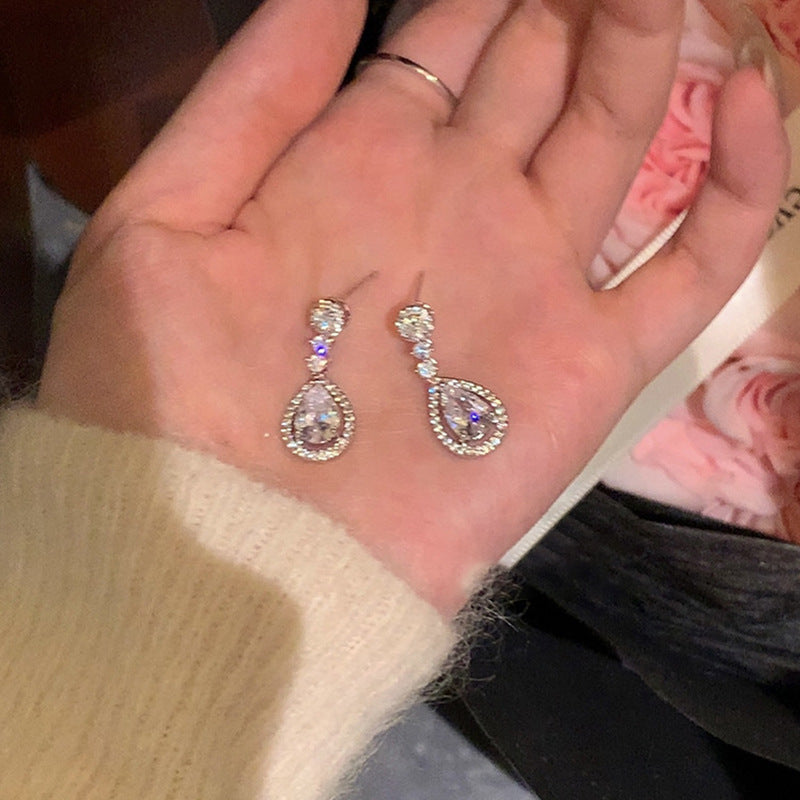 Sier Needle Zircon Pearl Advanced Fashion Bowknot Retro Earrings