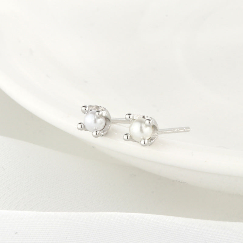 Women's Pearl For Small Before Sleep Simple Retro Versatile Stud Earrings