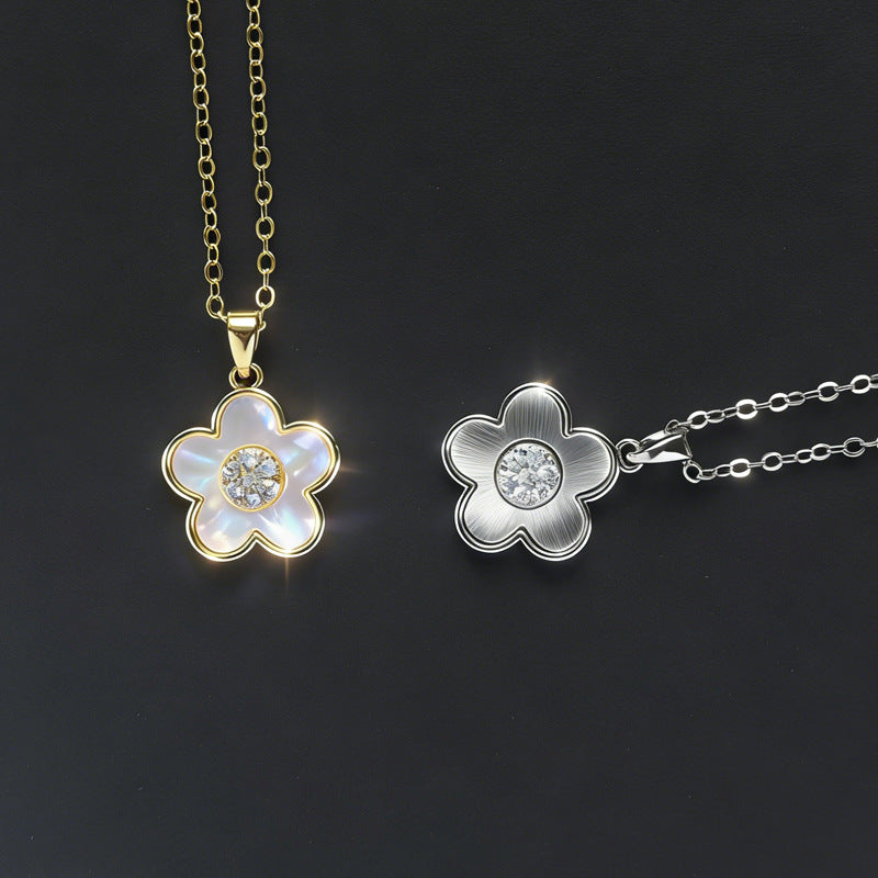 Women's Flower Everyday Joker Parthenocissus Grass Plum Color Retention Copper Necklace