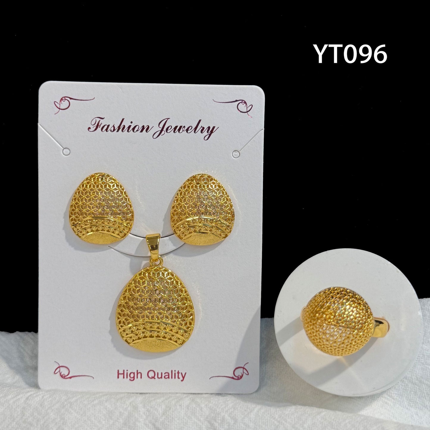 Gilding Hollow Pattern Niche Design Disc Pendants
