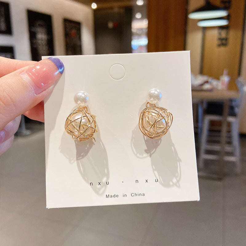 Women's Bone Niche Clips Light Luxury Elegant Stud Earrings