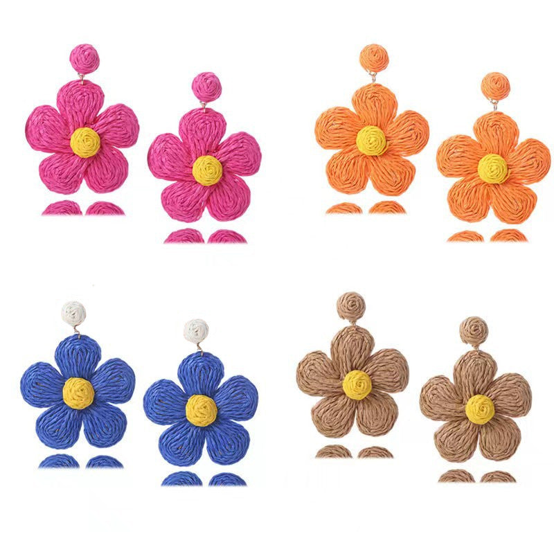 Attractive Raffia Flower Fashion Petals Hand-woven Stud Earrings