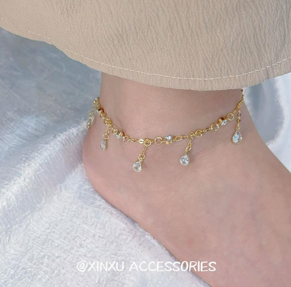 Retro Lotus Design Mountain Ghost Money Tassel Bracelet