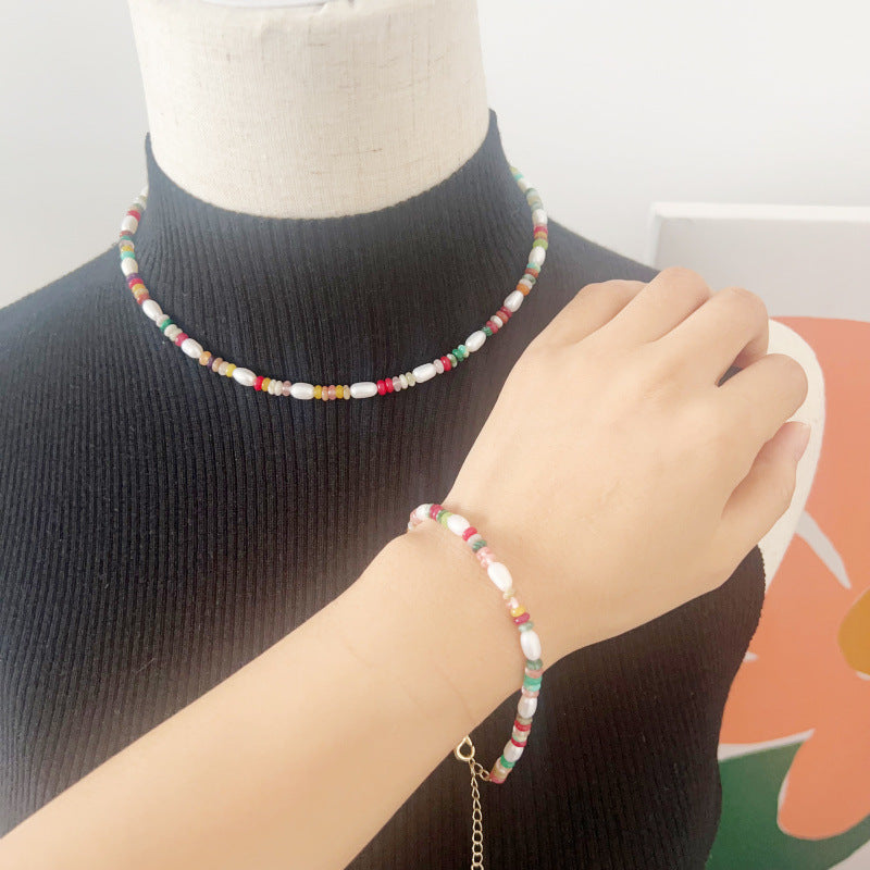 Women's Retro Colorful Stone Beaded Freshwater Pearl Elegant Light Bracelets