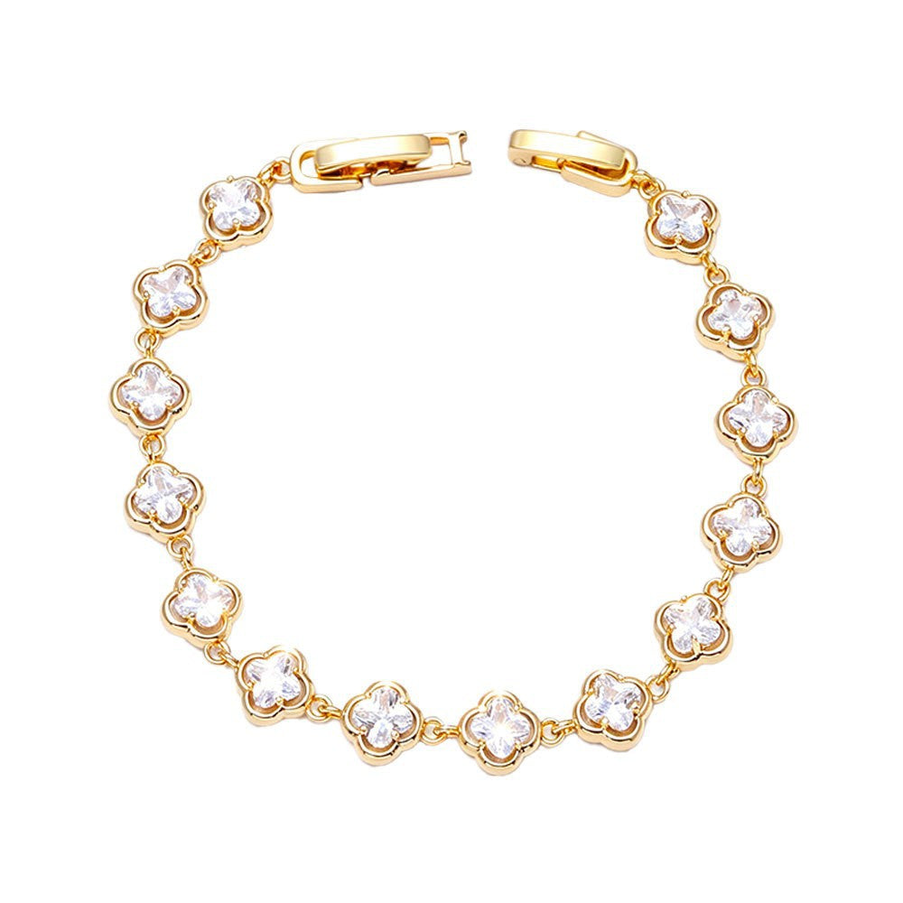 Women's Clover Light Luxury Exquisite High-grade Retro Fashion Jewelry Set