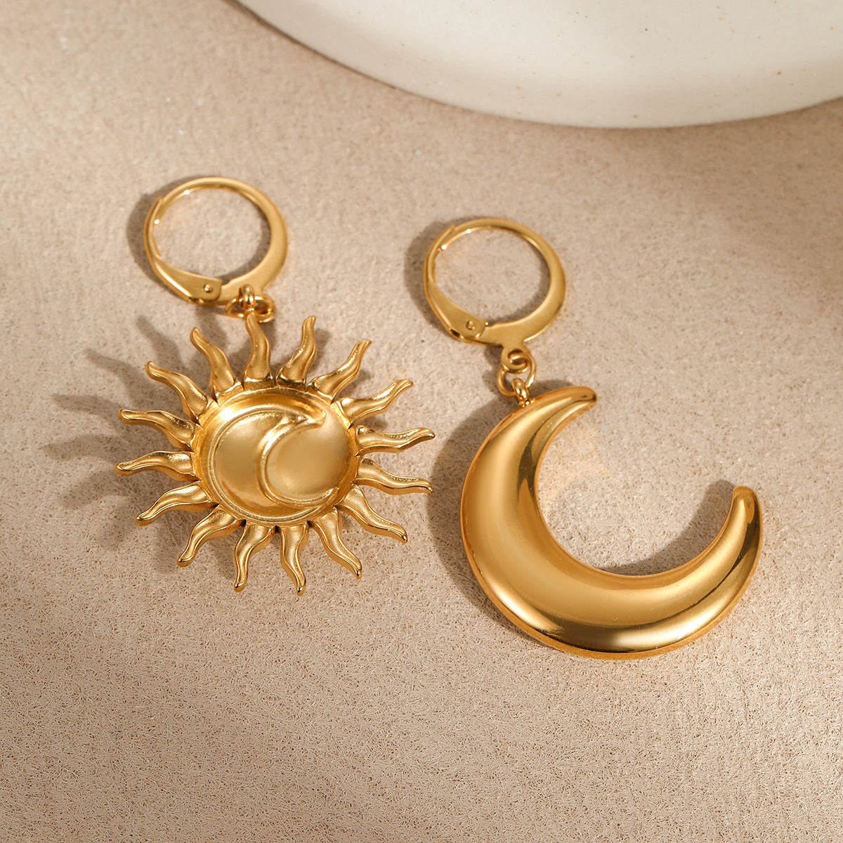 Stainless Steel Fun Gold-plated Titanium Niche Design Jewelry Set