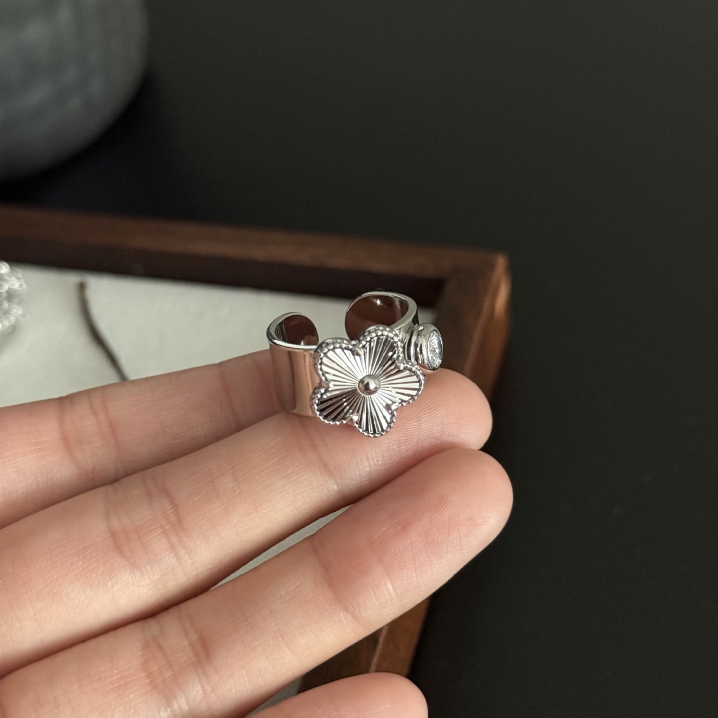 Women's Sier Flower Zircon Series Light Luxury Twin Ring
