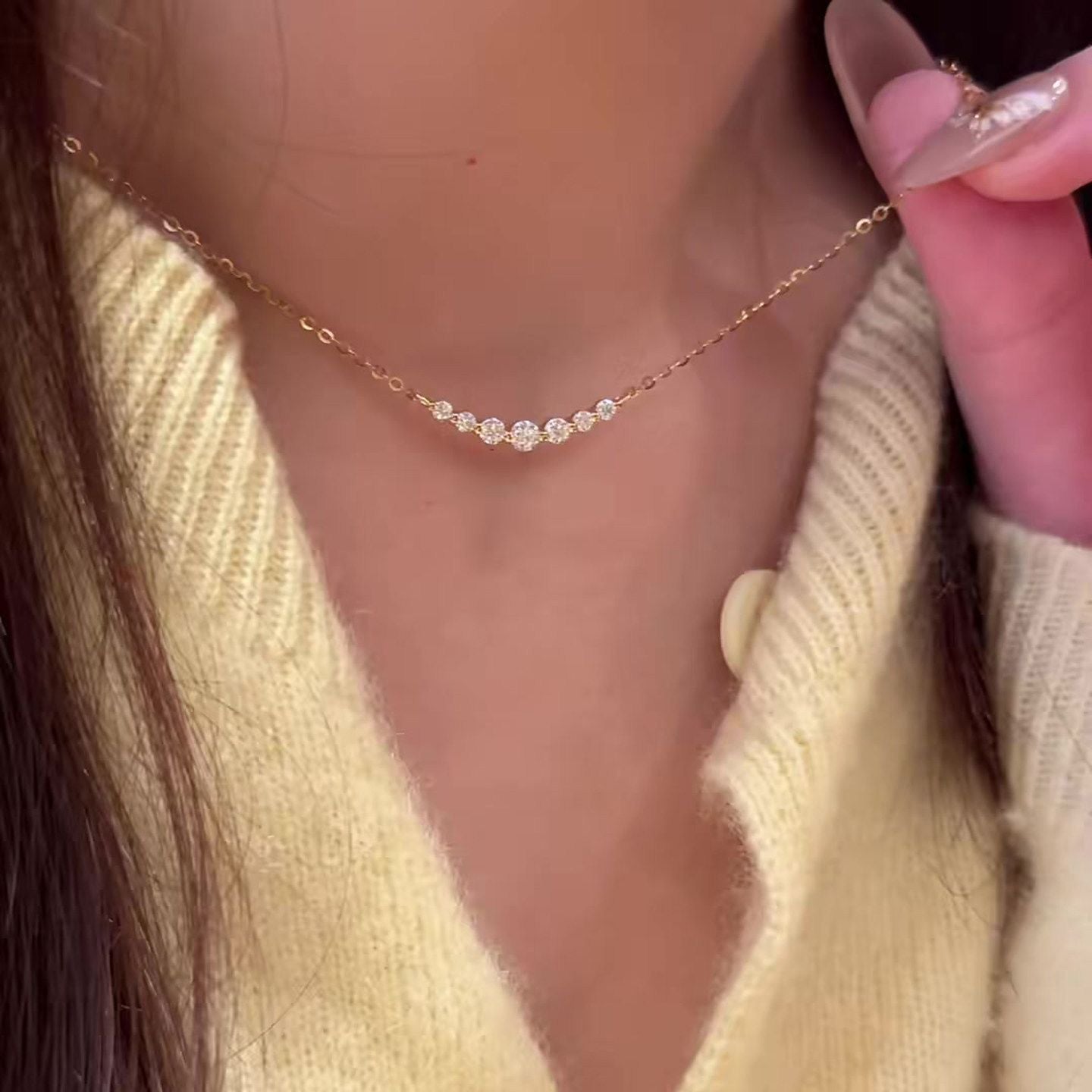 Love Niche Design Gold Female Temperament Slimming Clavicle Chain Necklace
