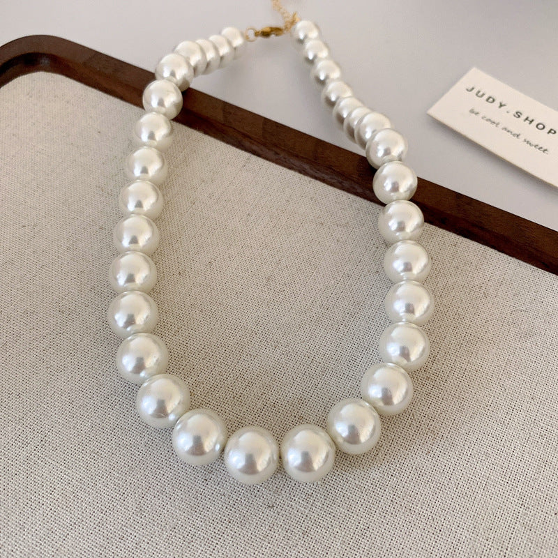 Women's Oversized Pearl Minimalist Design Clavicle Chain Necklaces