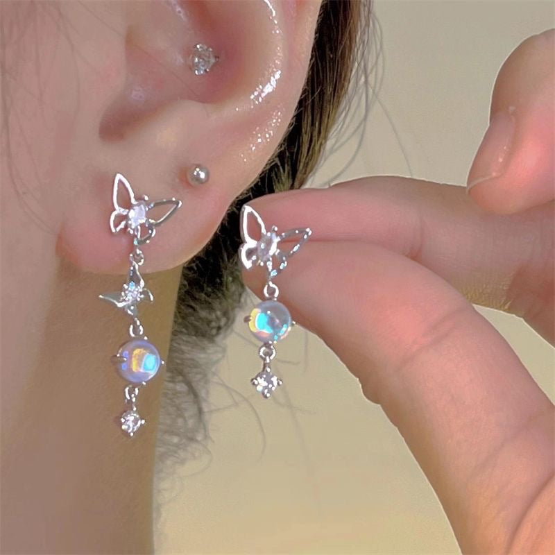 Cold Butterfly Asymmetric Temperament Simple Light Earrings