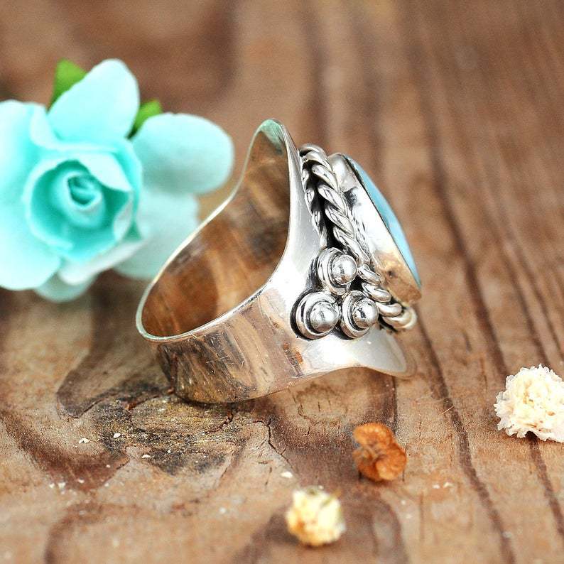Attractive Innovative Sier Grid Bohemian Emerald Rings