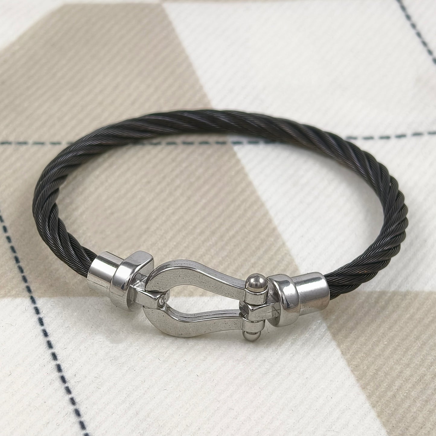 Steel Wire Rope U-shaped Vachette Clasp Bracelets