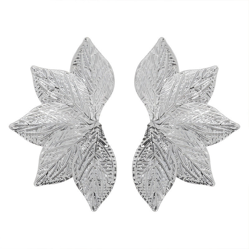 Personalized Exaggerated Three-dimensional Leaves Flower Lady Temperament Stud Earrings