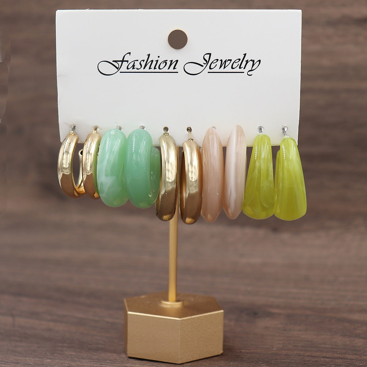 Women's Fresh Summer Versatile Acrylic Round Pairs Plastic Earrings