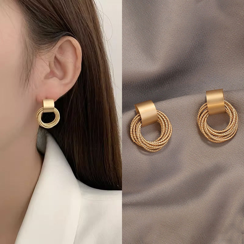 Women's Sier Needle Korean Simple Niche Temperament Earrings