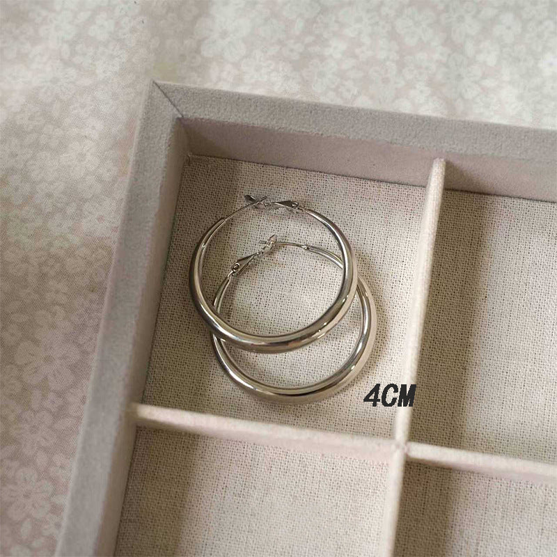 Women's High-grade Style Beautiful Circle Metal Large Simple Round Ear Earrings