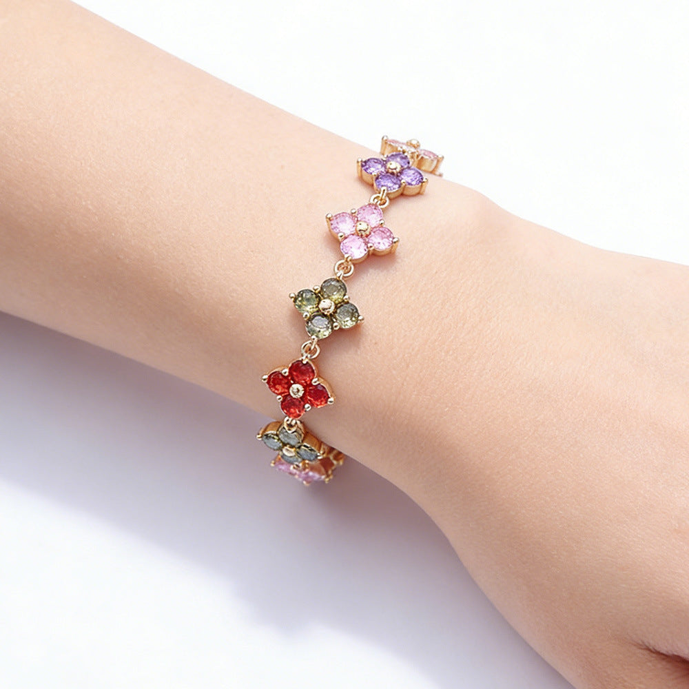 Women's Clover Light Luxury Exquisite High-grade Retro Fashion Jewelry Set