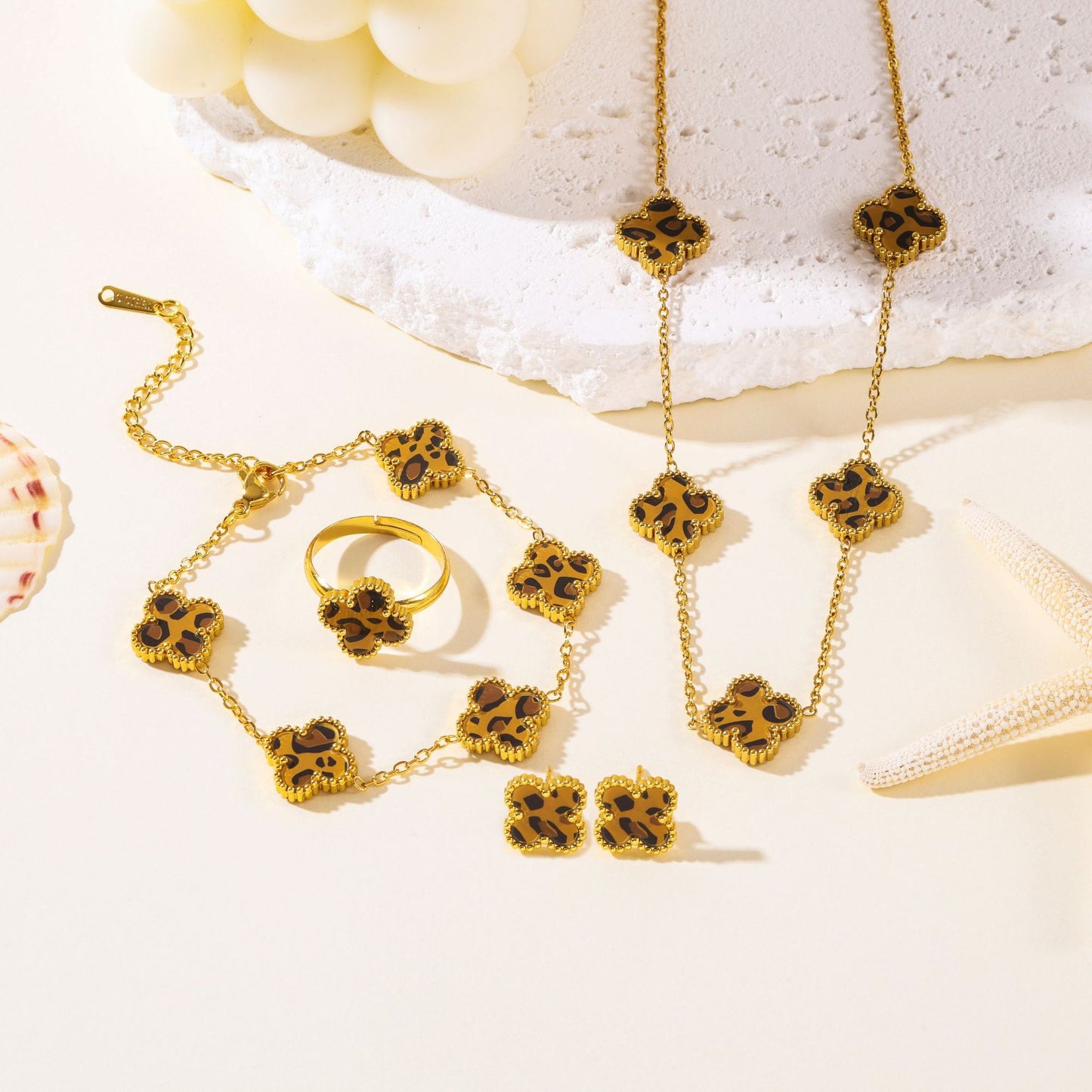 Version Clover Ear Lucky Pork Belly Necklaces