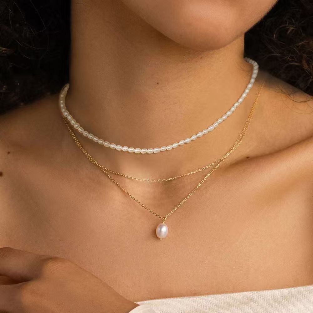 Women's Pearl Niche Style Oval Shell Simple Necklaces