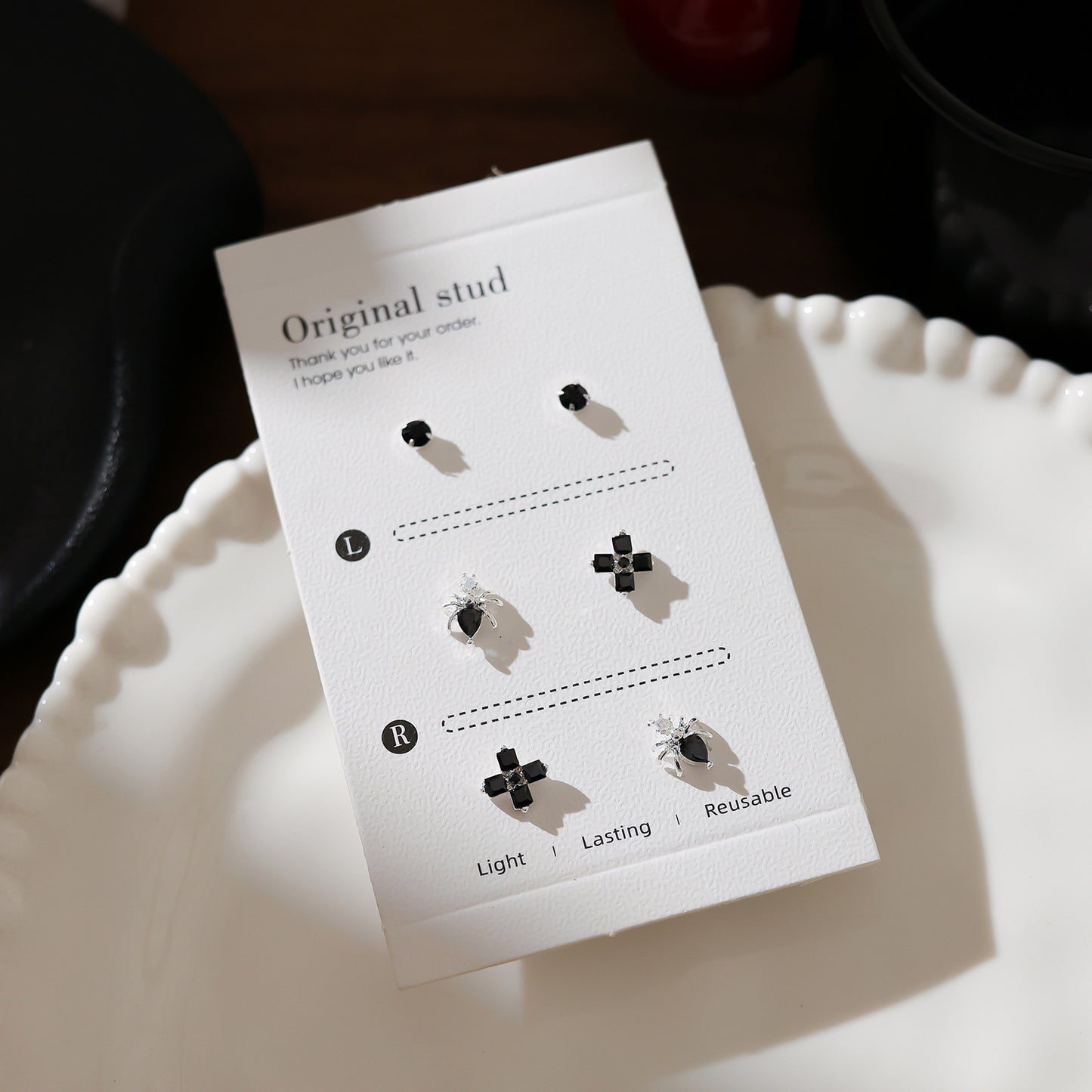 Elegant Black Series Earings Simple Personalized Stud Earrings