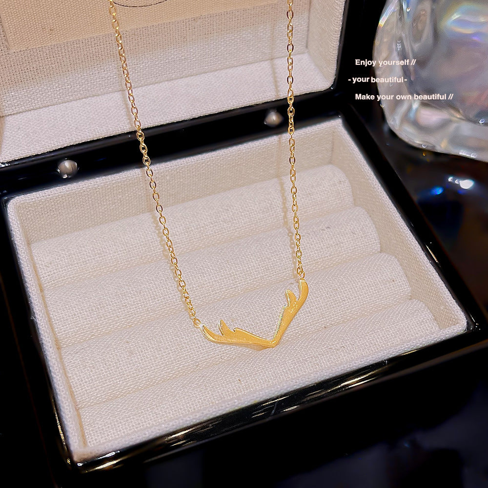 Women's Elf Light Luxury Minority Design Versatile High Sense Temperament Clavicle Necklace