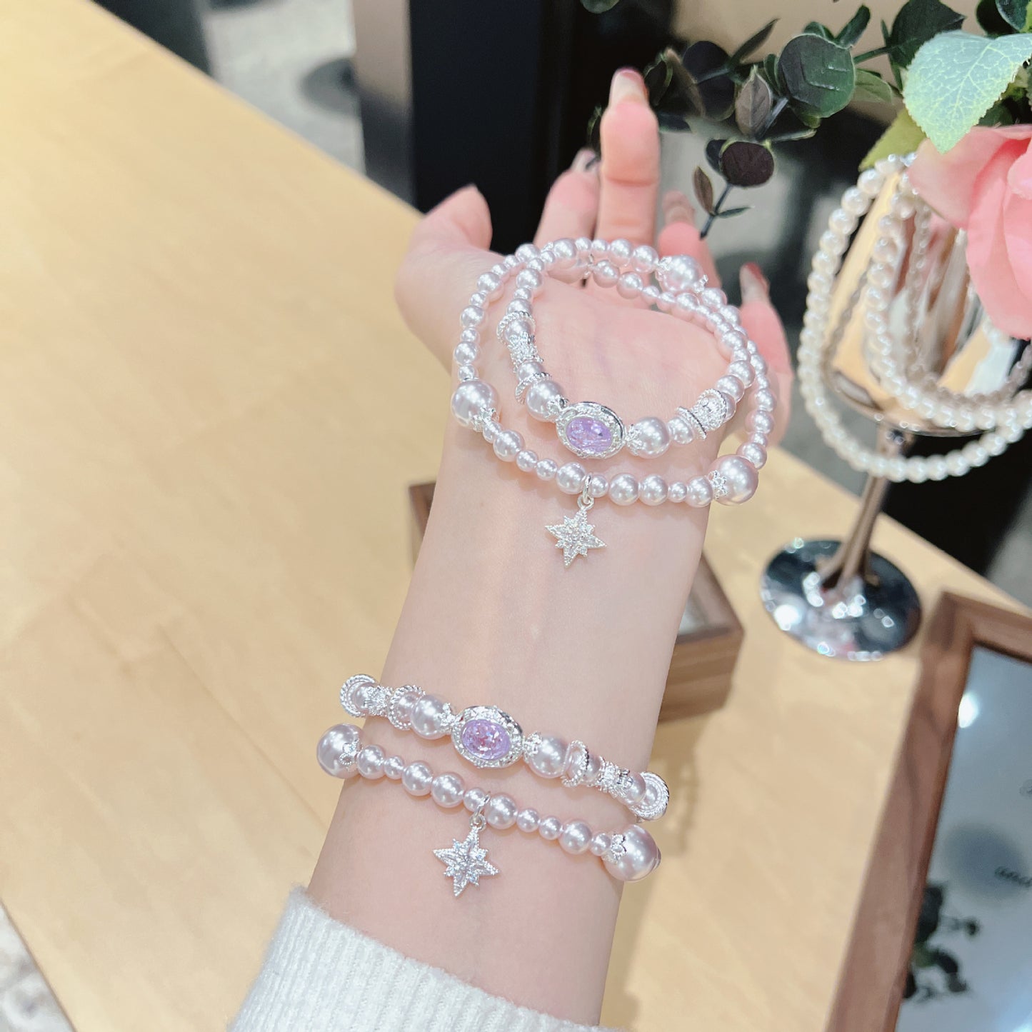Women's Pearl Series Classic High-grade Temperament Style Bracelet