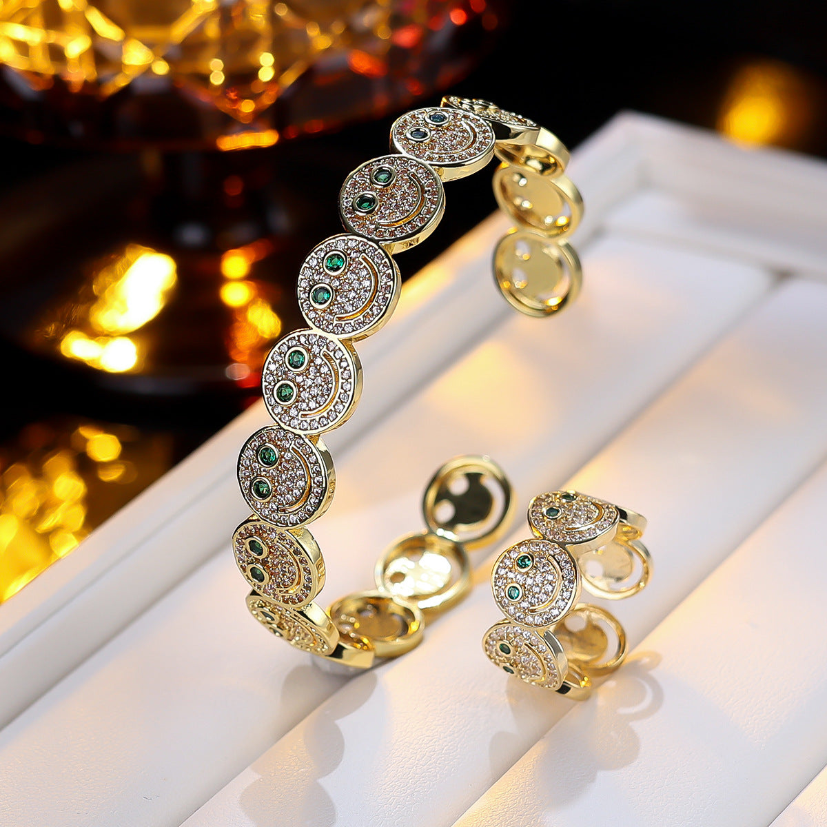 Simple Round Smiley Face Synthetic Zircon Bracelets