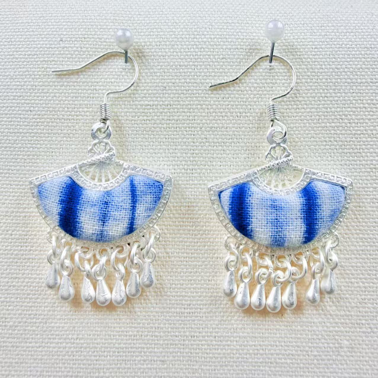 Sier Embroidered Handmade Blue Dyed Butterfly Rings