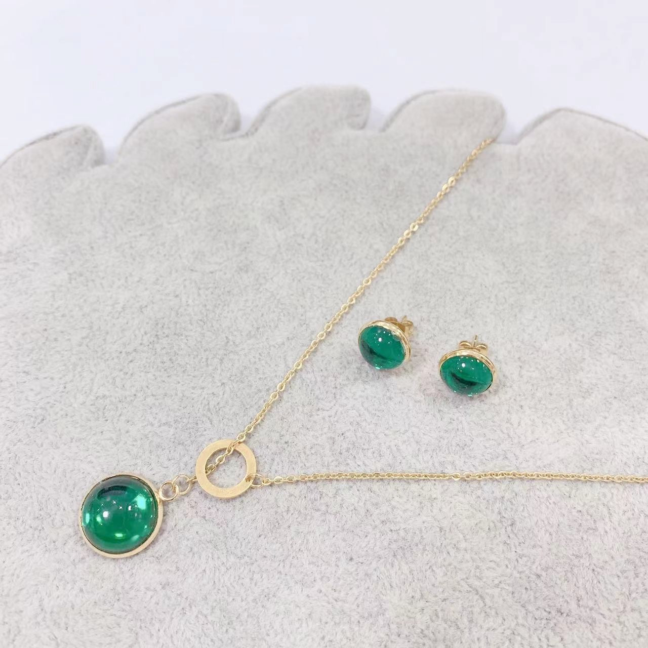 High Quality Color Protection Light Luxury Titanium Necklaces