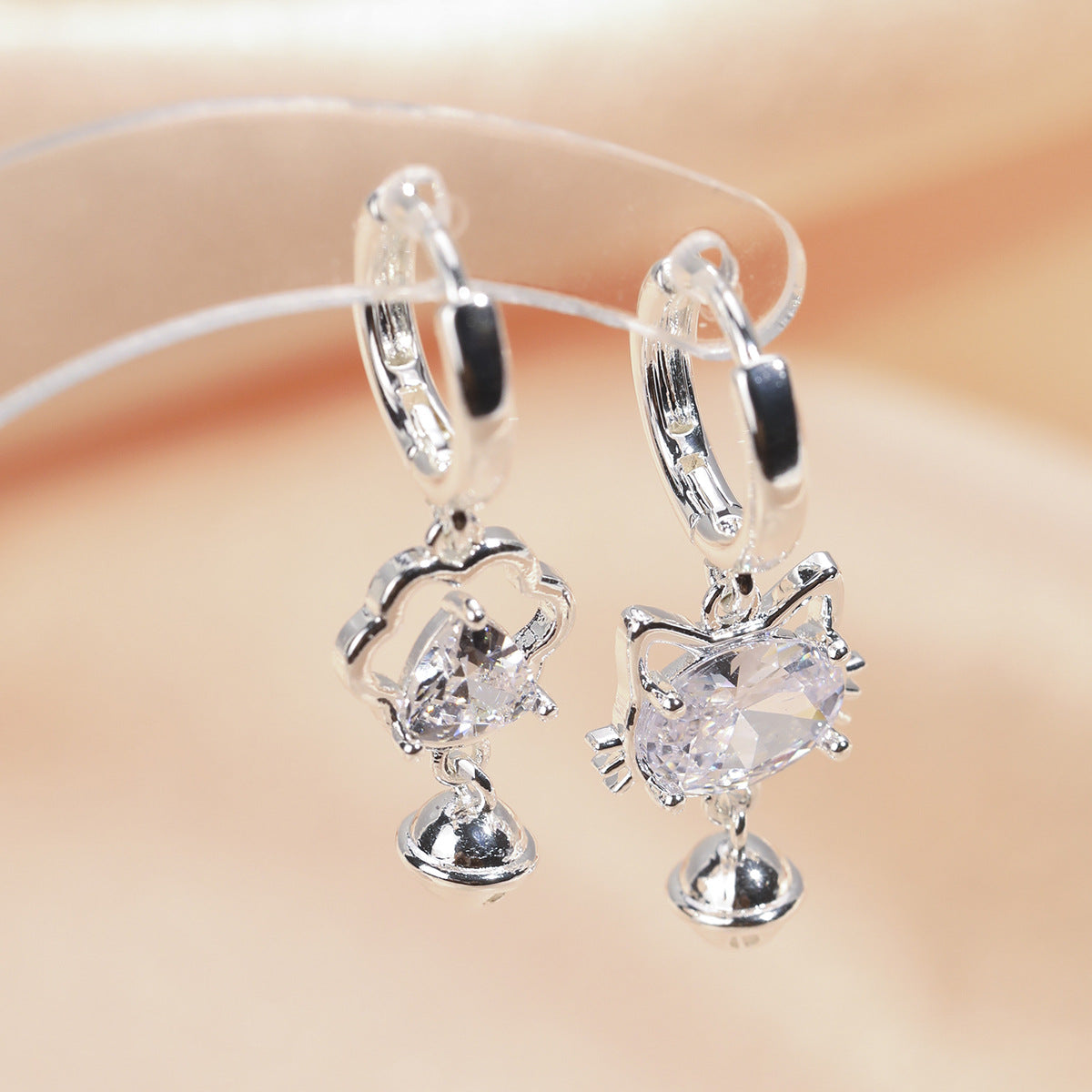 Cat Claw Crystal Creative Irregular Shaped Sier Needle Earrings