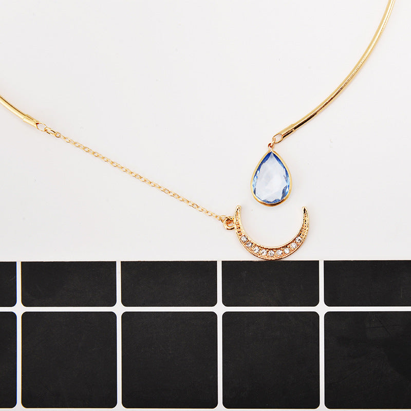Women's Fashion Simple Elegant Diamond Moon Shape Necklaces