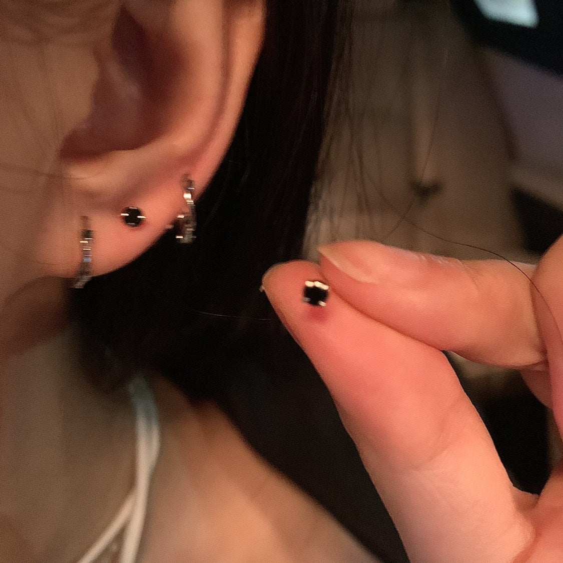 Women's Small Delicate Trendy Niche Design High-grade Sweet Stud Earrings