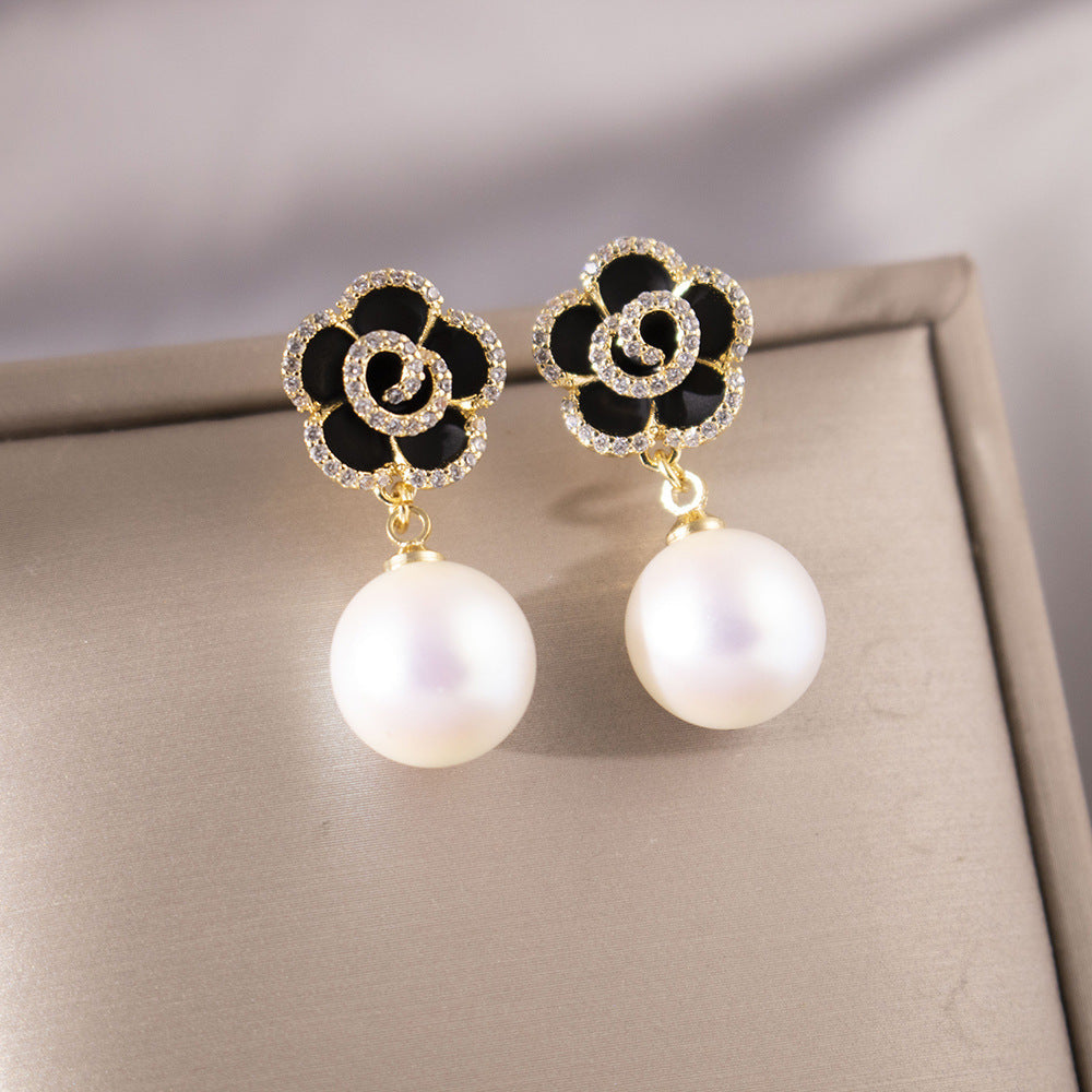Inlaid Zircon Flower Elegant High-grade Pearl Earrings