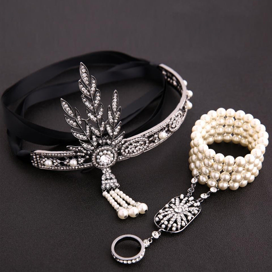 Stylish Amazing Glass Pearl Rhinestone Integrated Bracelets