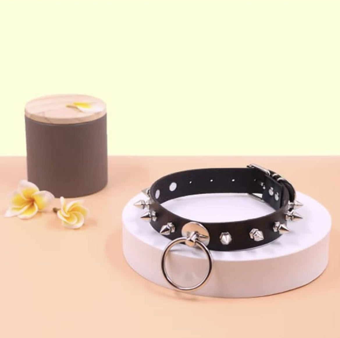 Round Leather Neckband Street Shooting Nightclub Rivet Pointed Nail Neck Necklaces