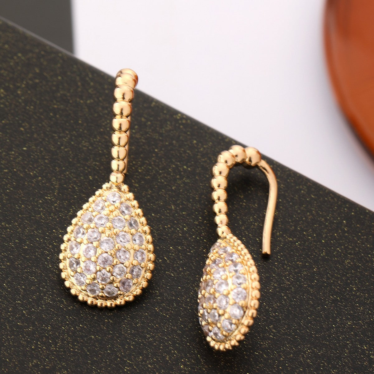 Three-dimensional Full Diamond Big Water Drop Bead Edge Light Luxury Stud Earrings
