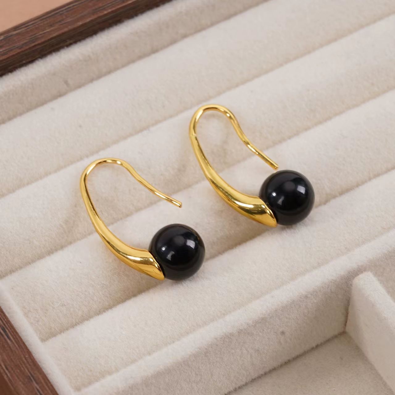 Elegant High Sense Frosty Style Small Simple Fashion Peas Large Earrings