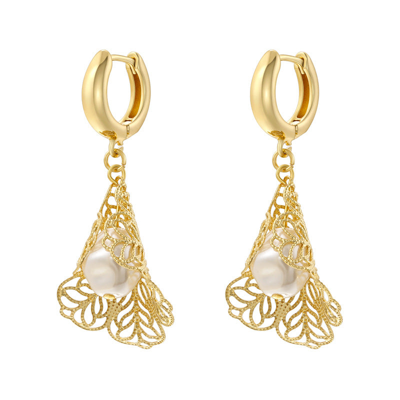 Copper Inlaid Pearl Petunia Fashion Drop-shaped Earrings